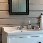 Nord-garthus, 2 Holera
