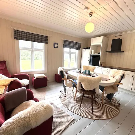 Nord-garthus, 2 Apartment Holera